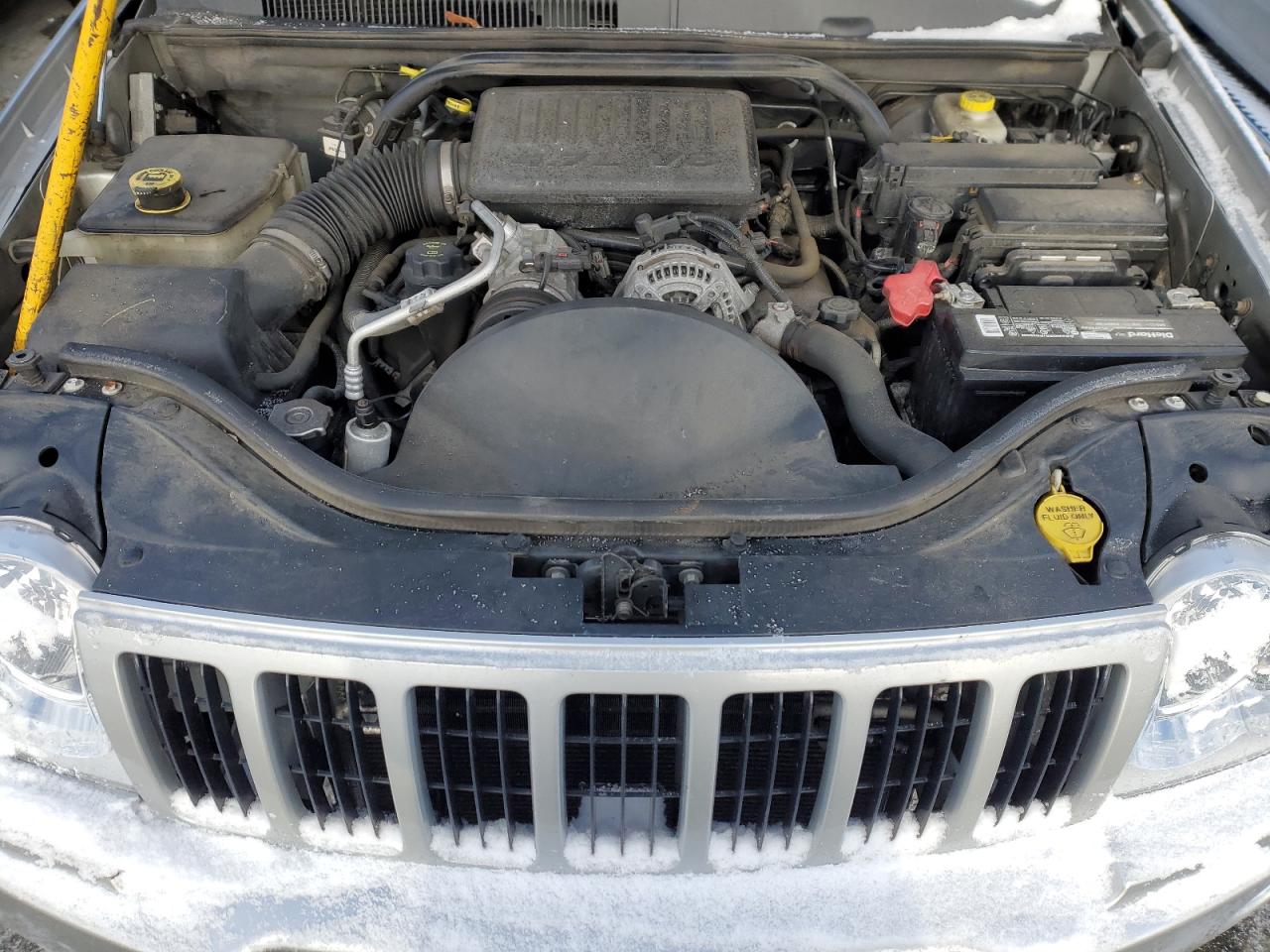 2005 Jeep Grand Cherokee - Image 12
