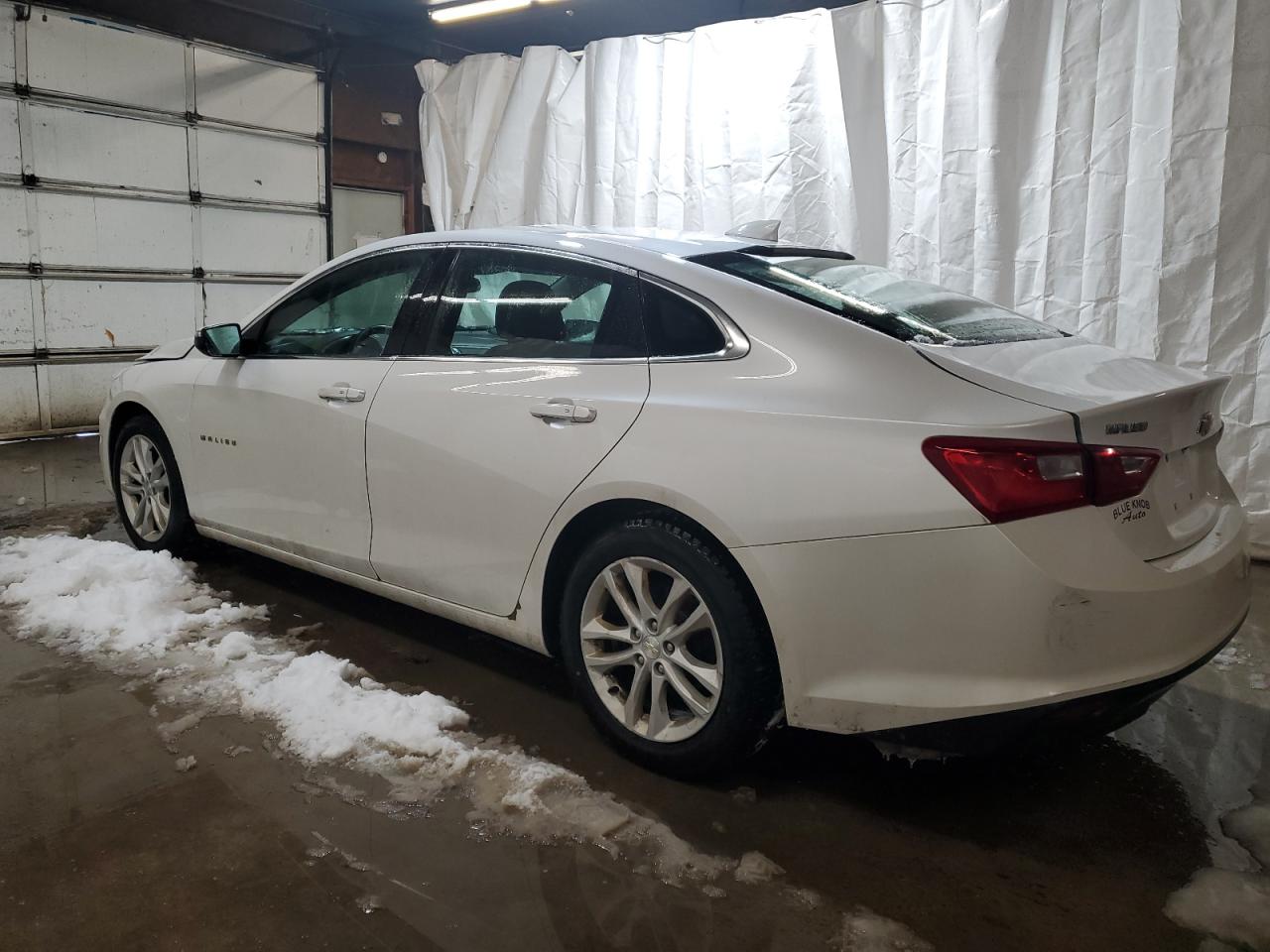 2017 Chevrolet Malibu - Image 2