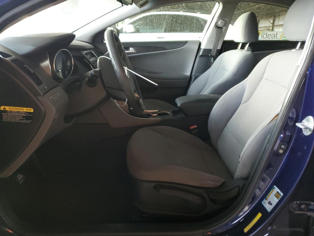 2012 Hyundai Sonata - Image 7