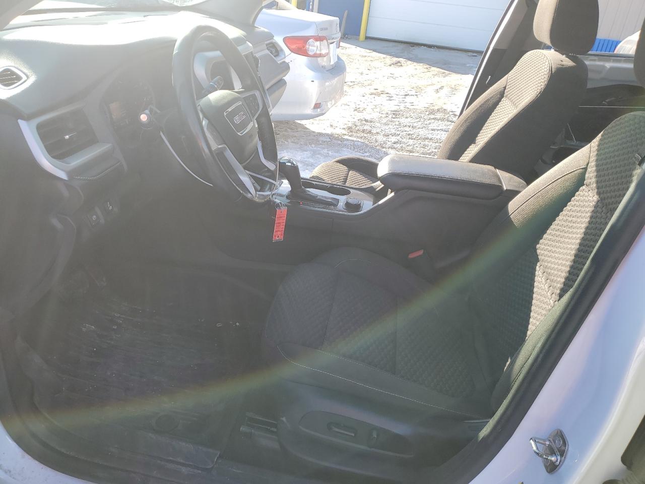 2019 GMC Acadia - Image 7