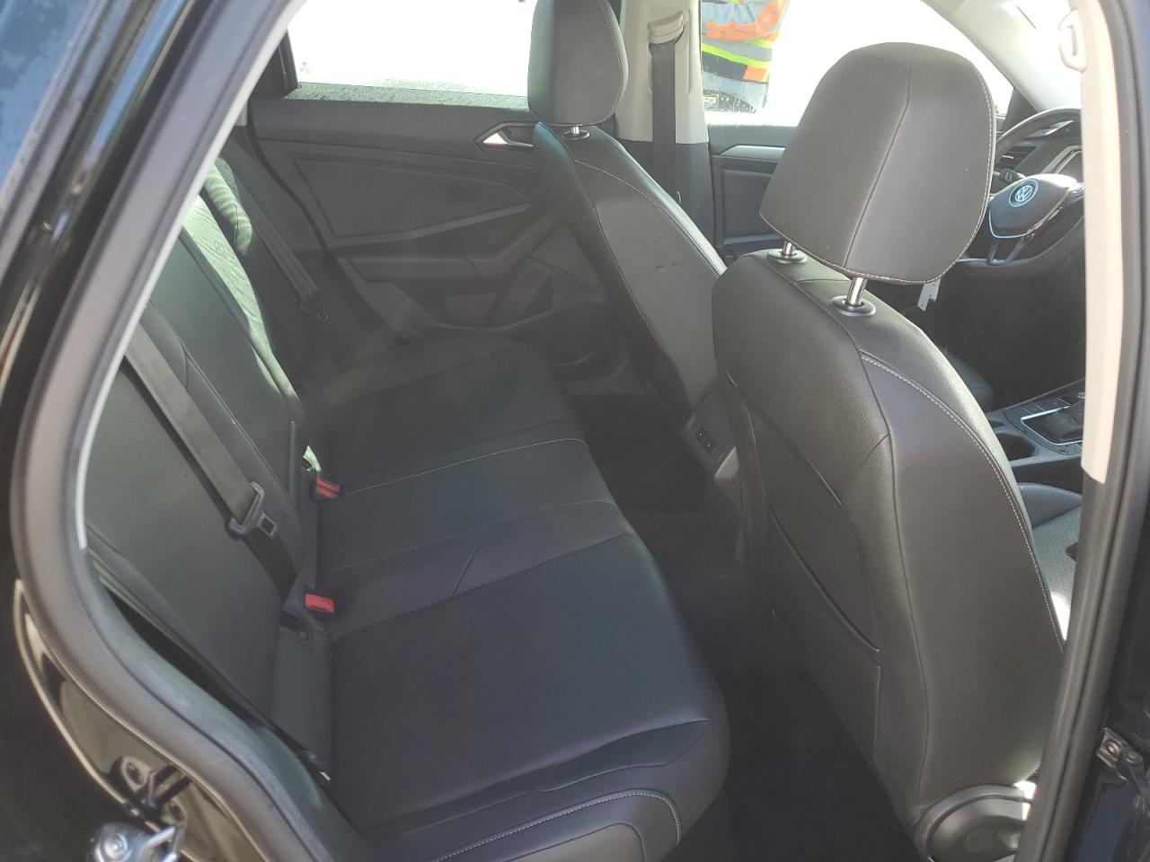 2019 Volkswagen Jetta - Image 10
