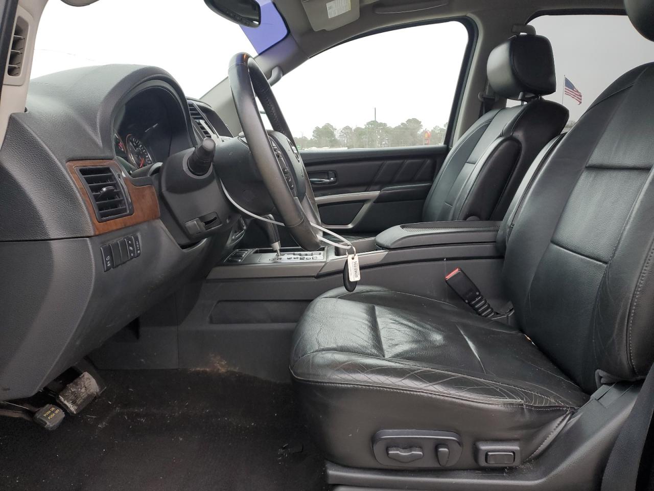 2015 Nissan Armada - Image 7
