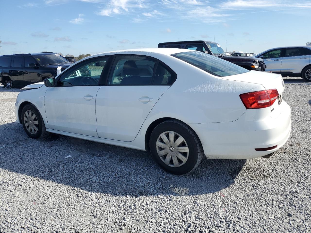 2015 Volkswagen Jetta - Image 2