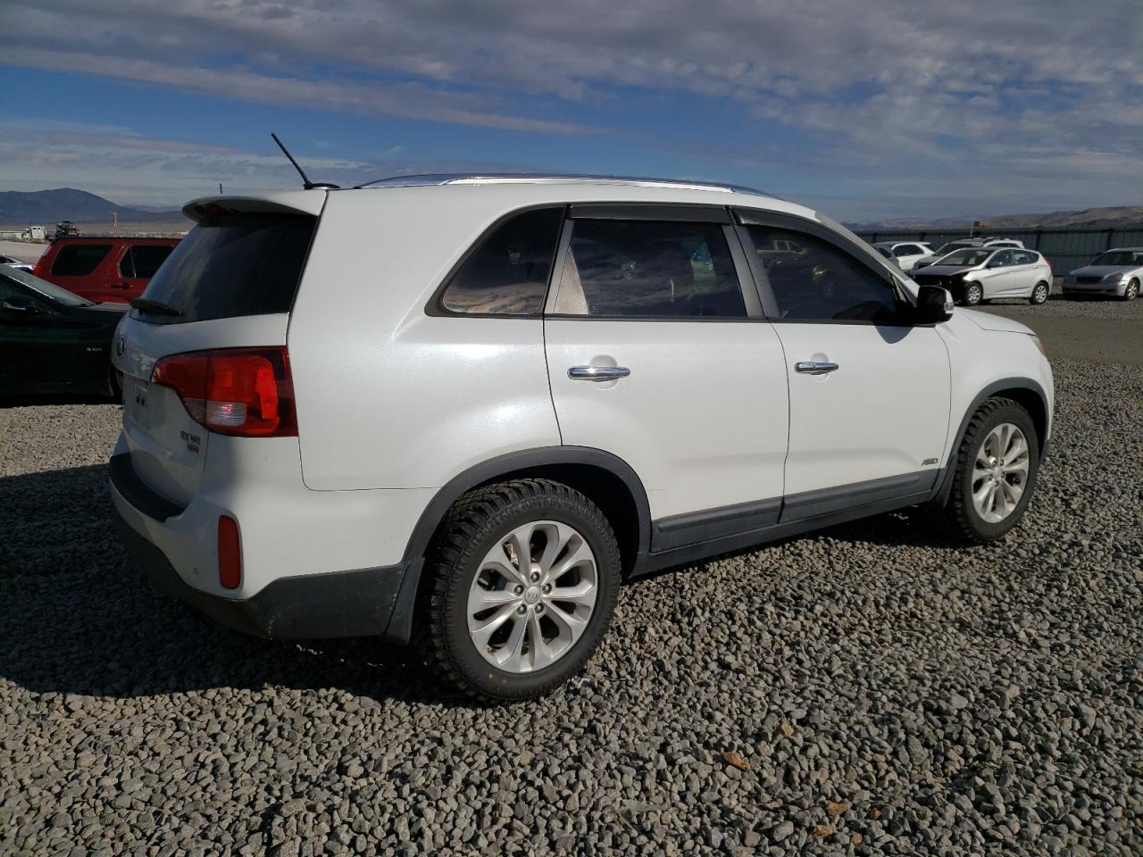 2014 Kia Sorento - Image 3