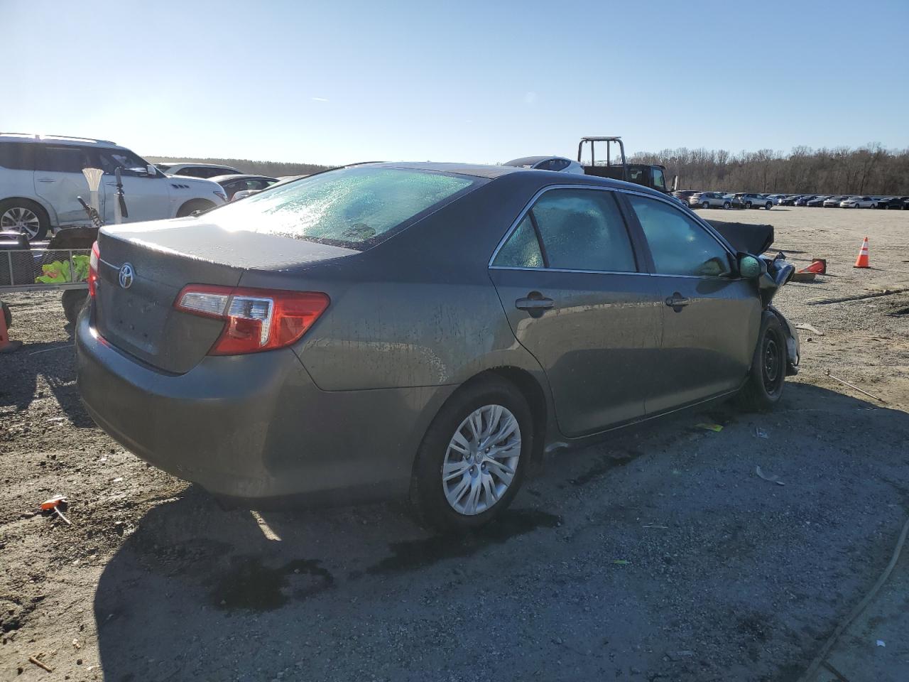2014 Toyota Camry - Image 3