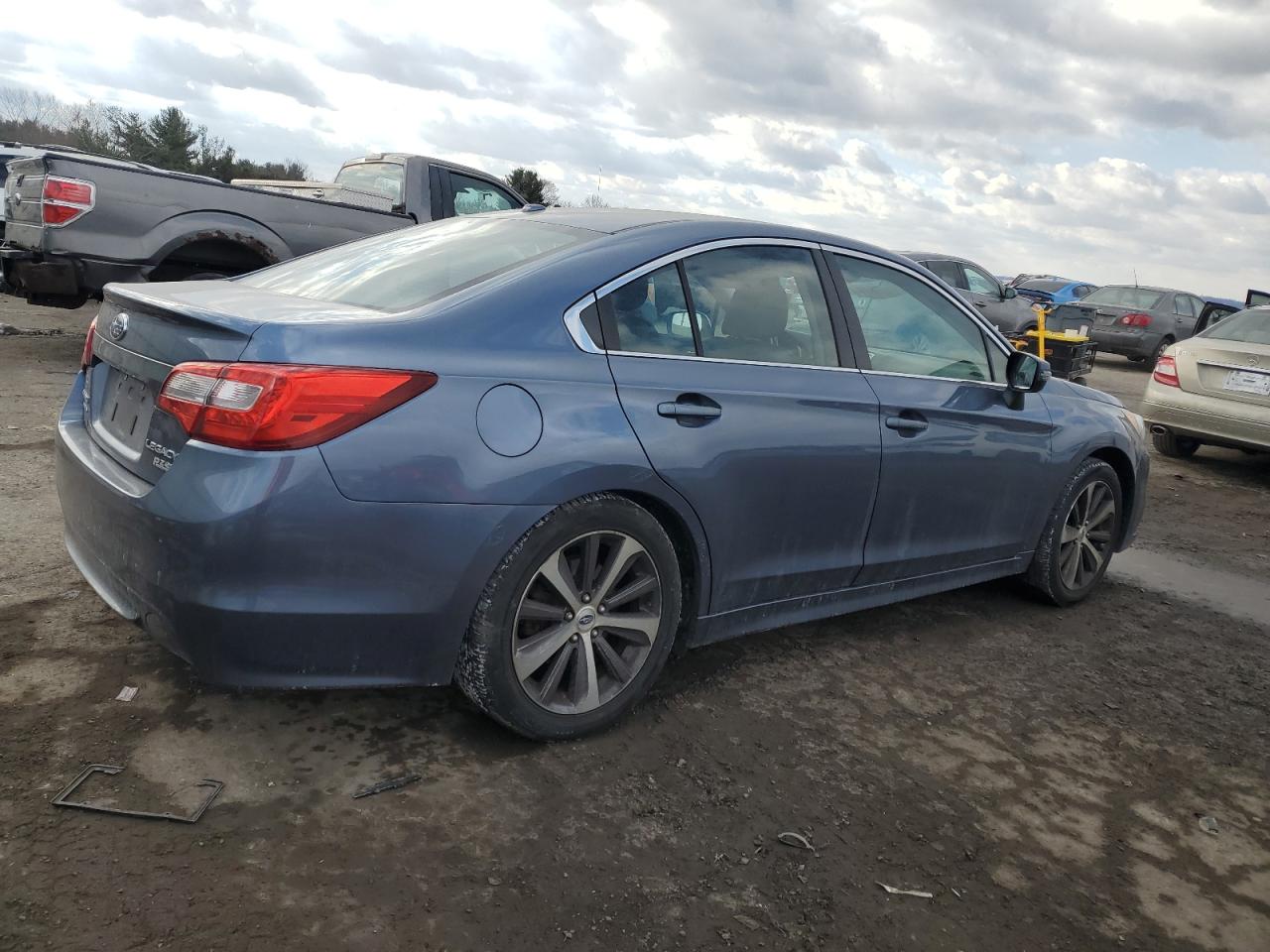 2015 Subaru Legacy - Image 3