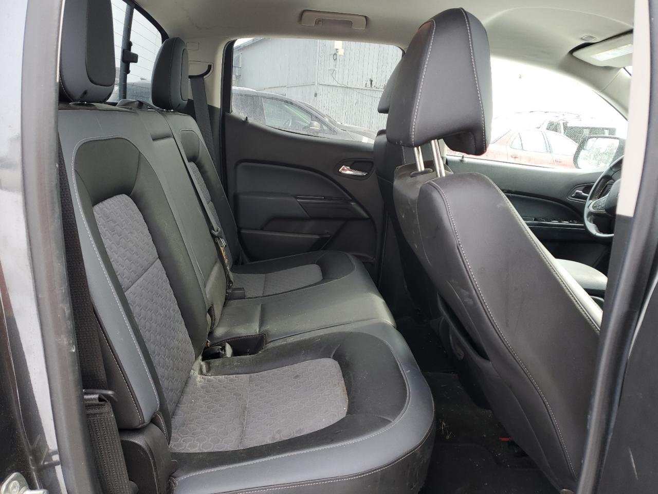 2016 Chevrolet Colorado - Image 10