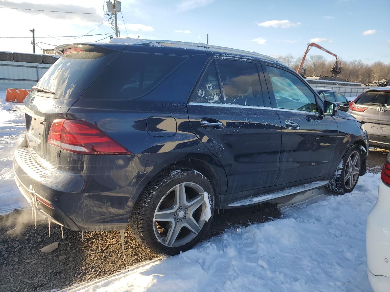 2017 Mercedes-Benz GLE - Image 3