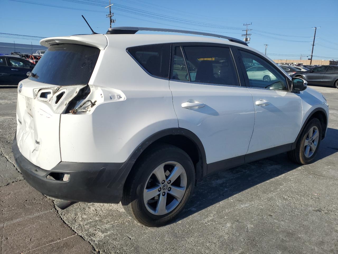 VIN 2T3WFREV4FW144947 2015 TOYOTA RAV4 no.3