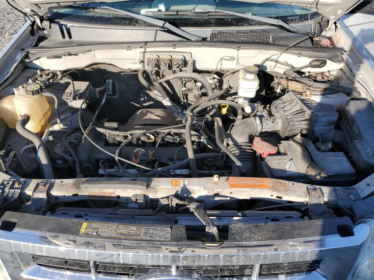 2008 Ford Escape - Image 12