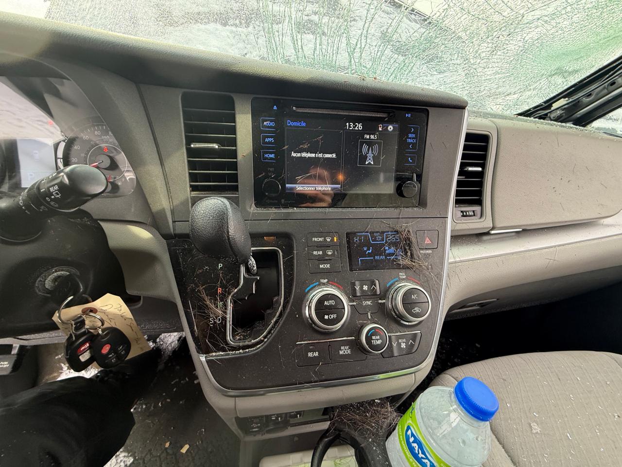 2015 Toyota Sienna - Image 8