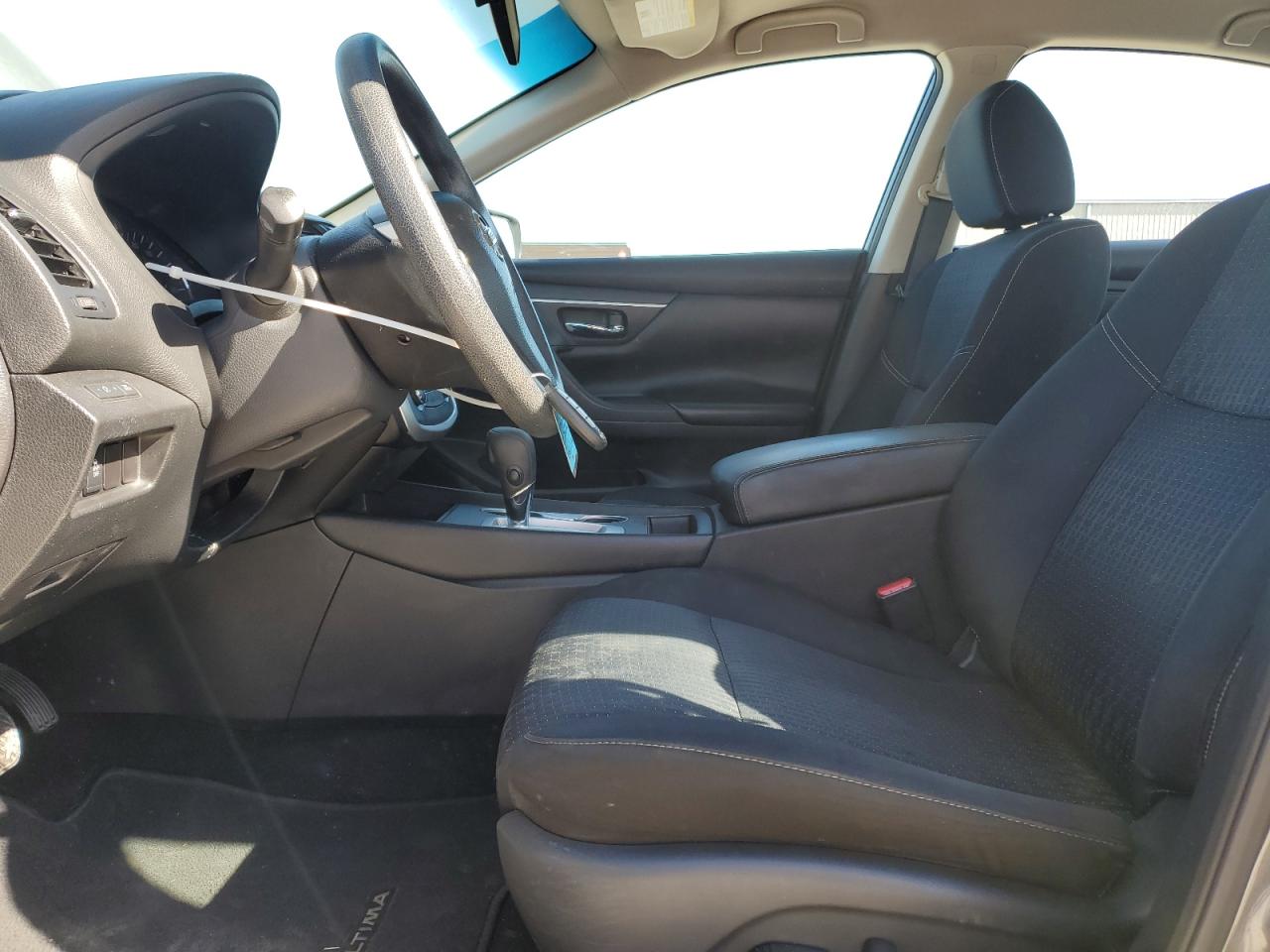 2016 Nissan Altima - Image 7