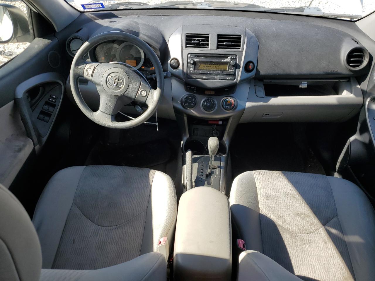 2012 Toyota RAV 4 - Image 8