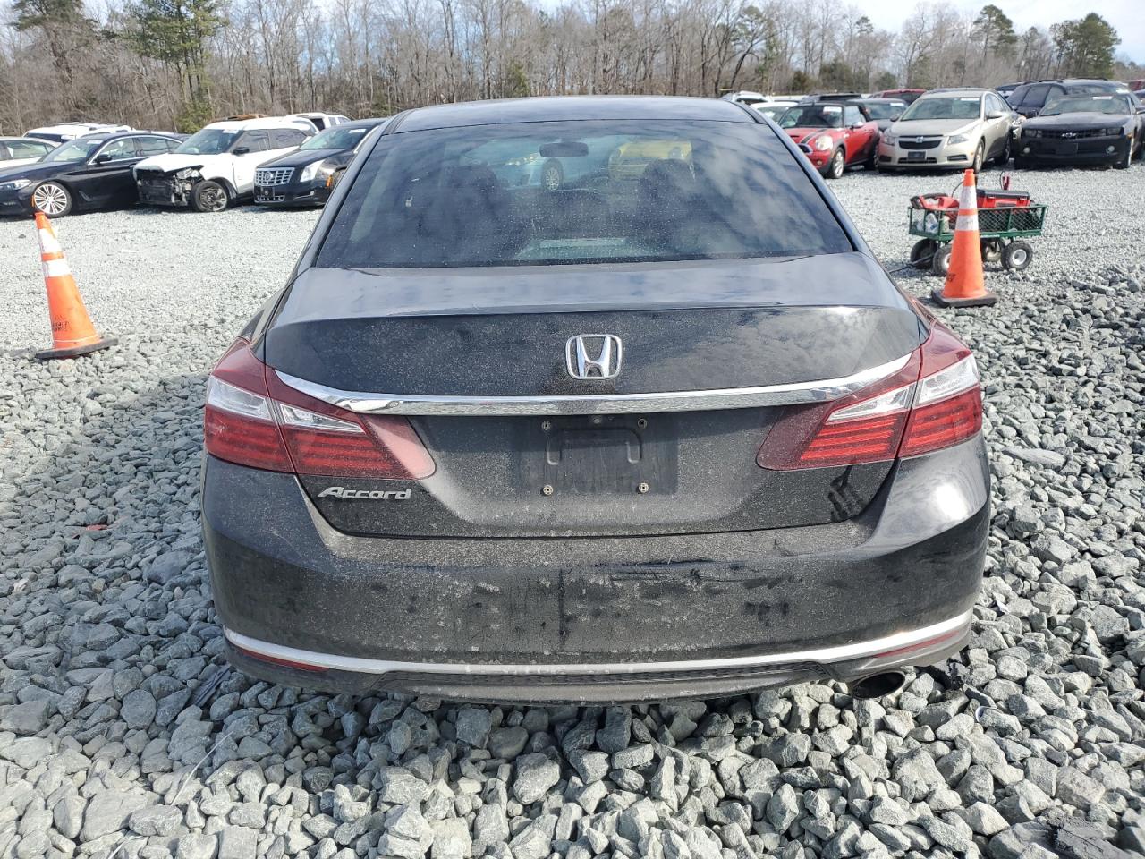 2016 Honda Accord - Image 6