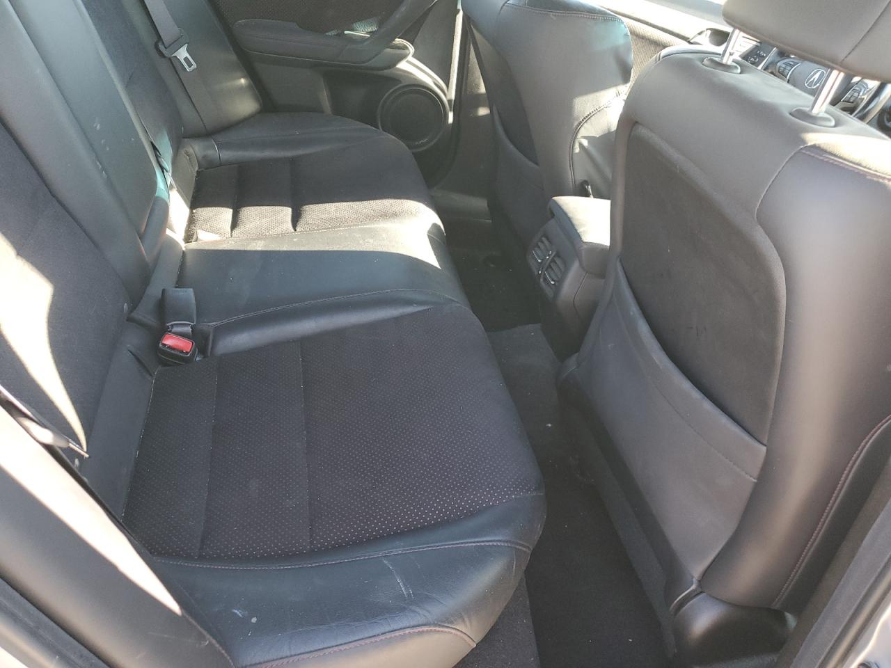 2013 Acura TSX - Image 10