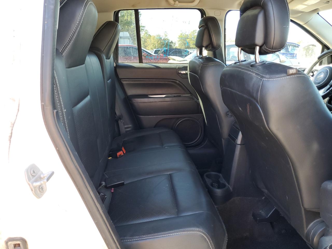 2015 Jeep Compass - Image 10