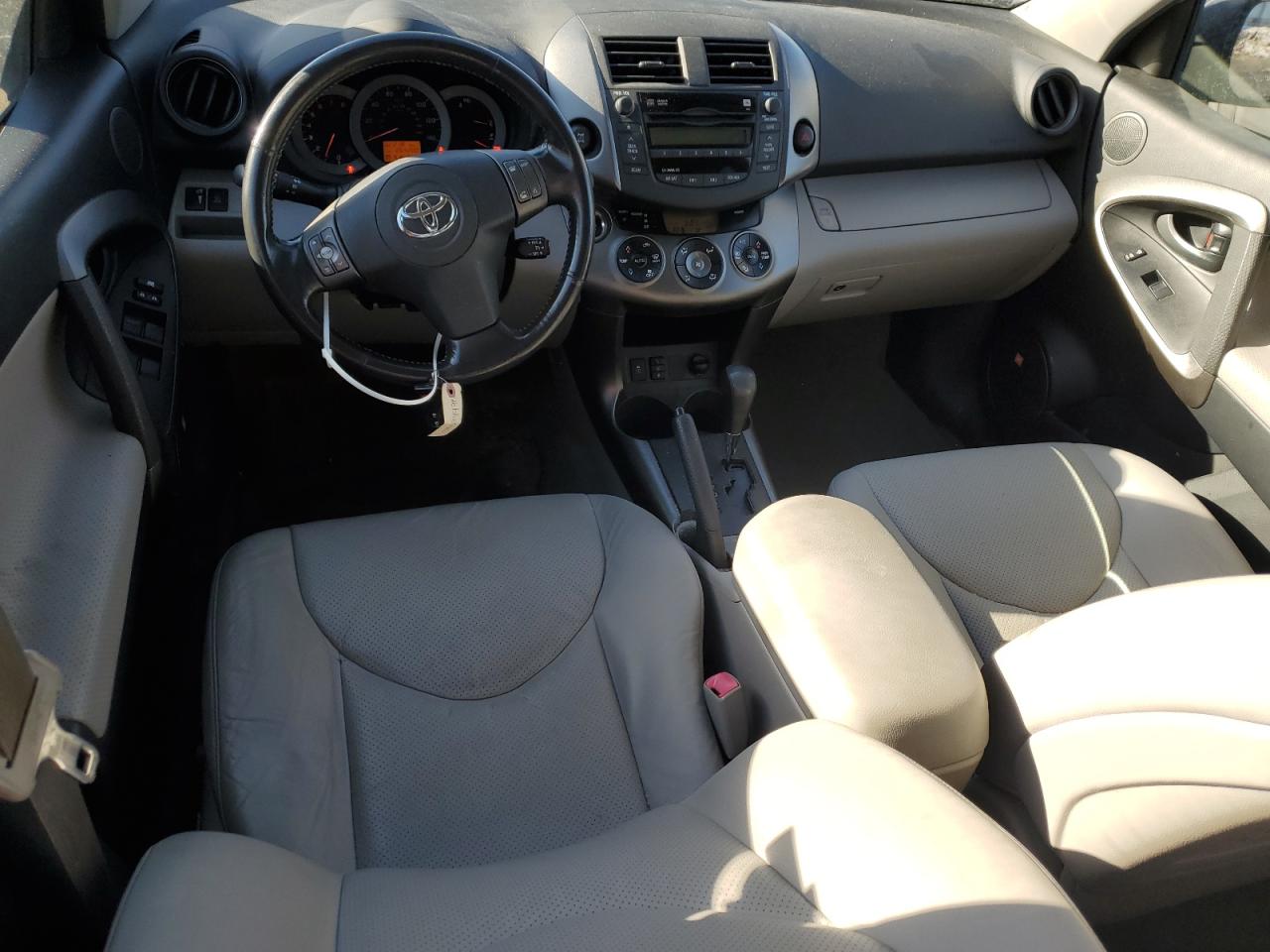 2009 Toyota RAV 4 - Image 8