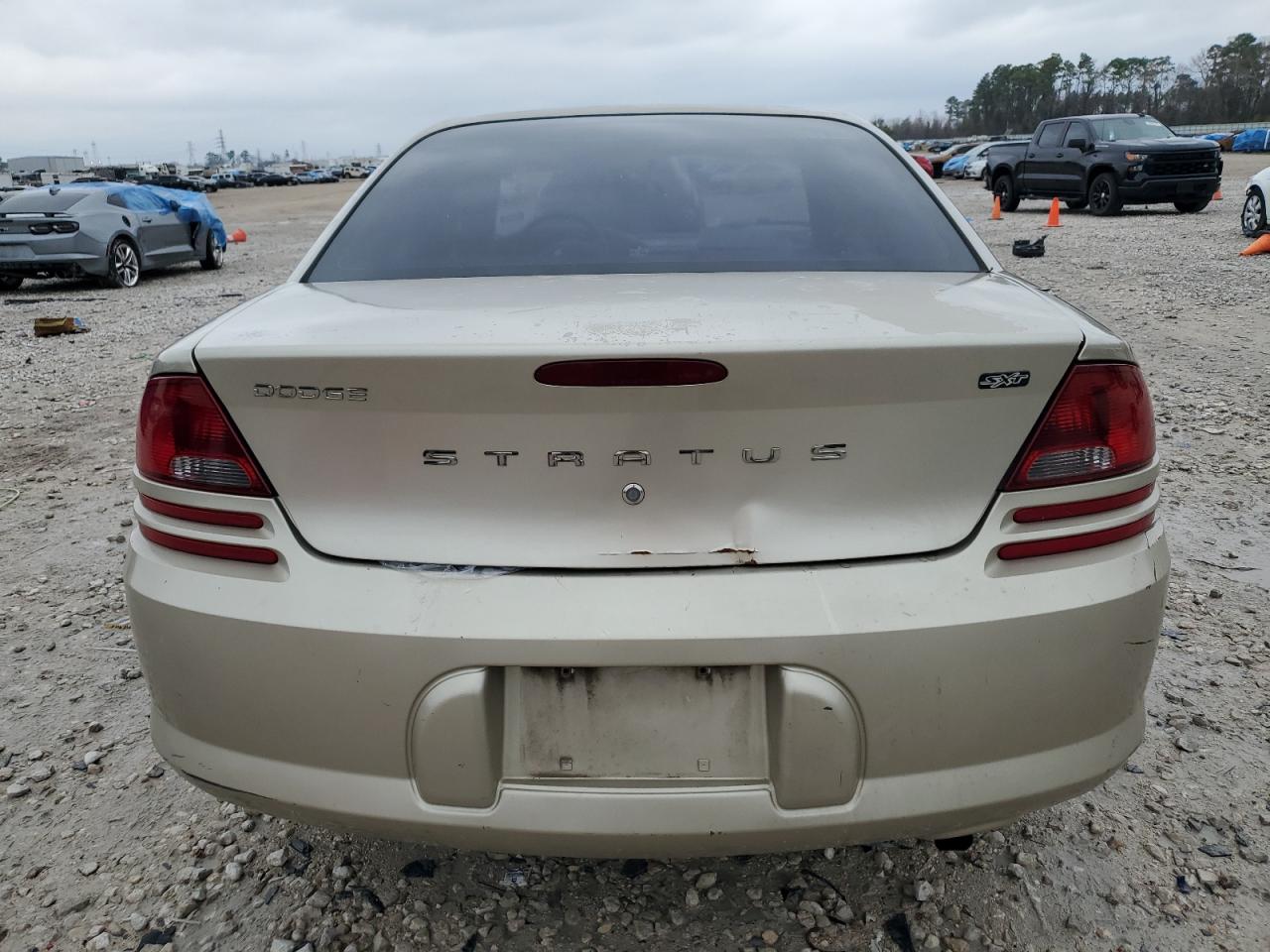 2005 Dodge Stratus - Image 6