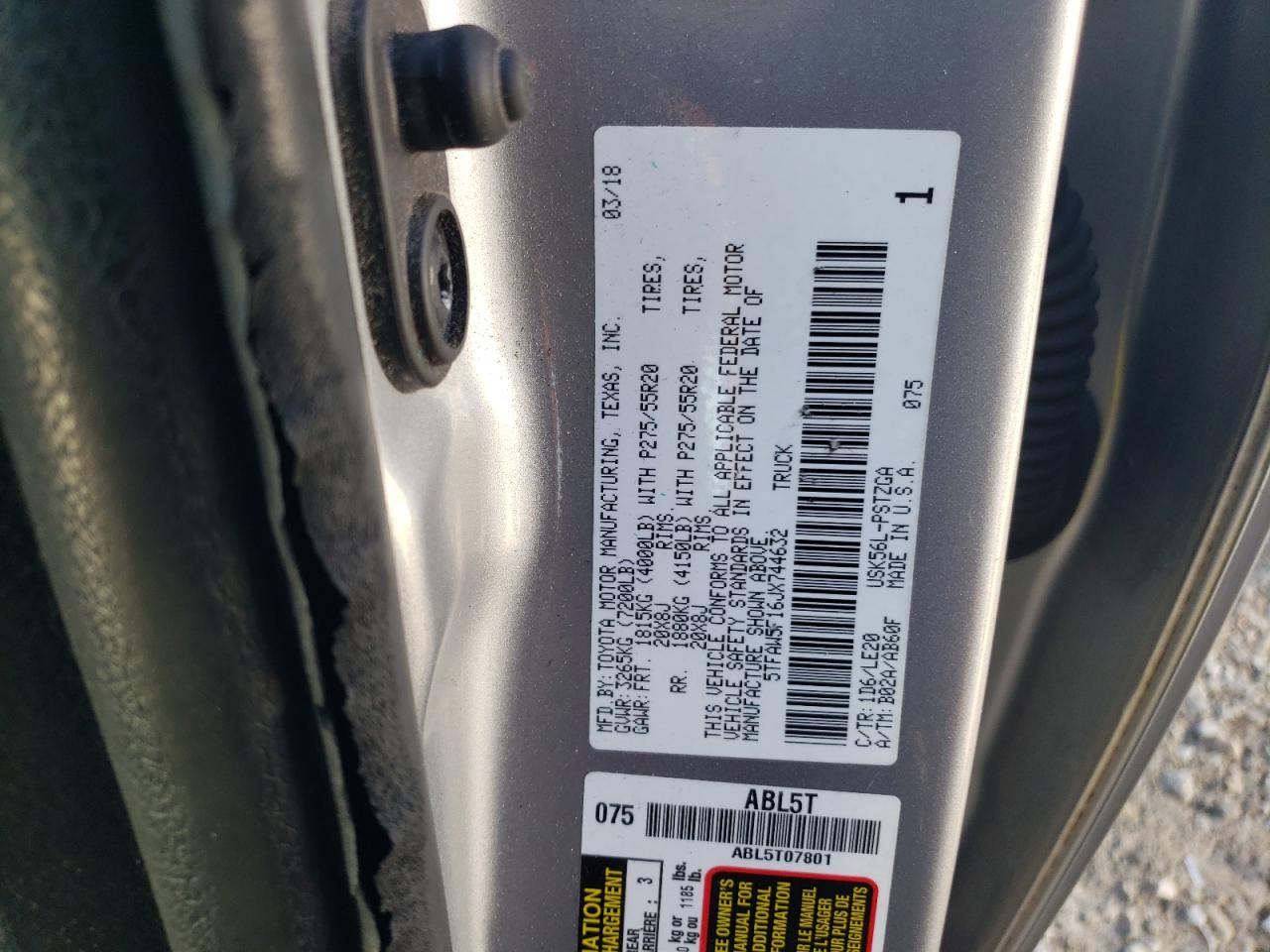 2018 Toyota Tundra - Image 12