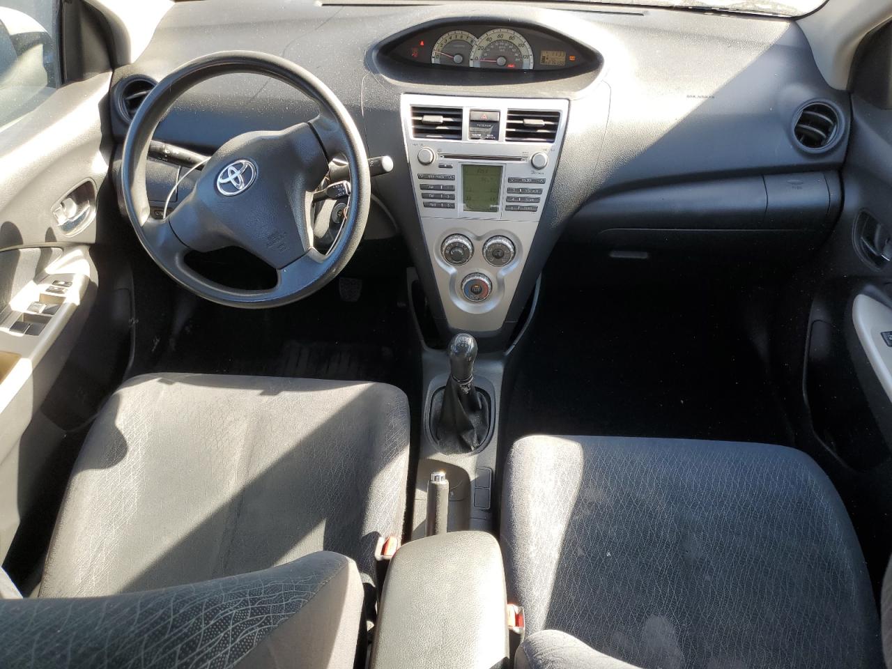 2007 Toyota Yaris - Image 8