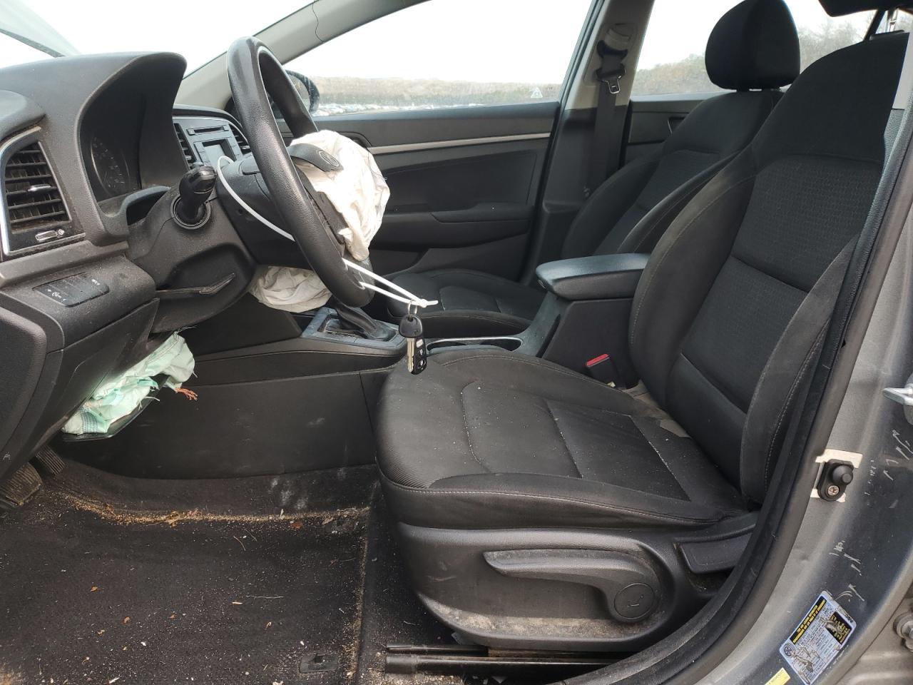 2018 Hyundai Elantra - Image 7