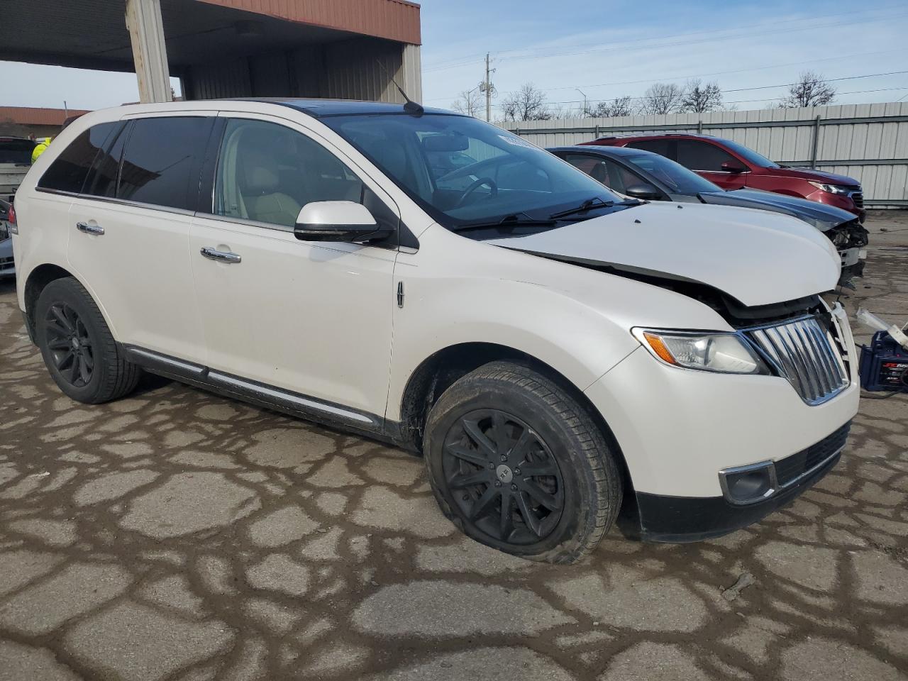2013 Lincoln MKX - Image 4