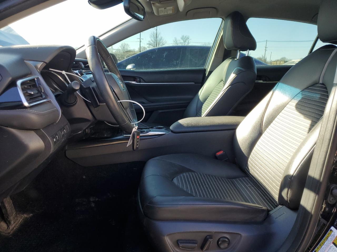 2018 Toyota Camry - Image 7