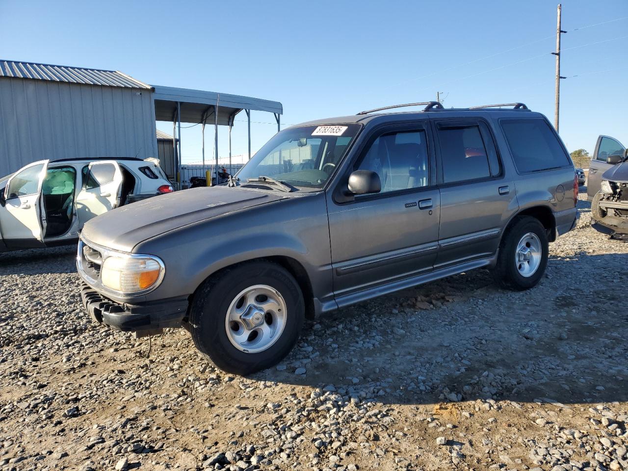 1999 Ford Explorer for Sale in Tifton, GA - Front End