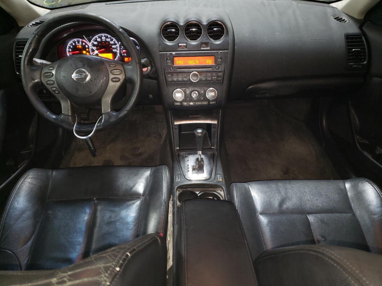 2012 Nissan Altima - Image 8