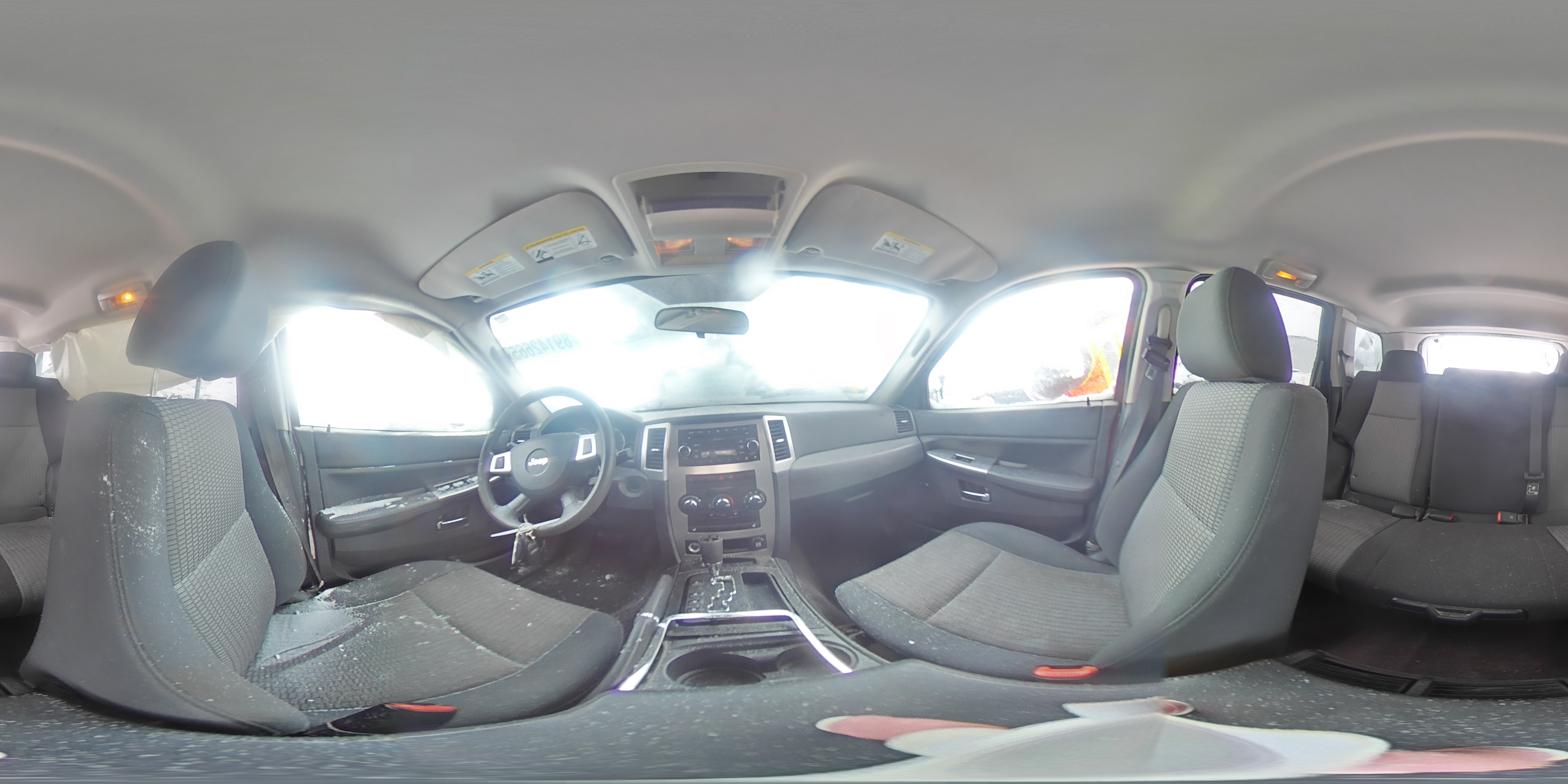 2010 Jeep Grand Cherokee - Image 14