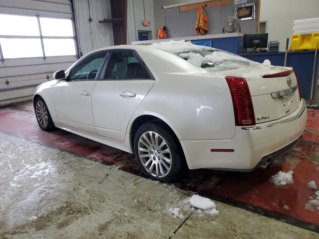 2010 Cadillac CTS - Image 2