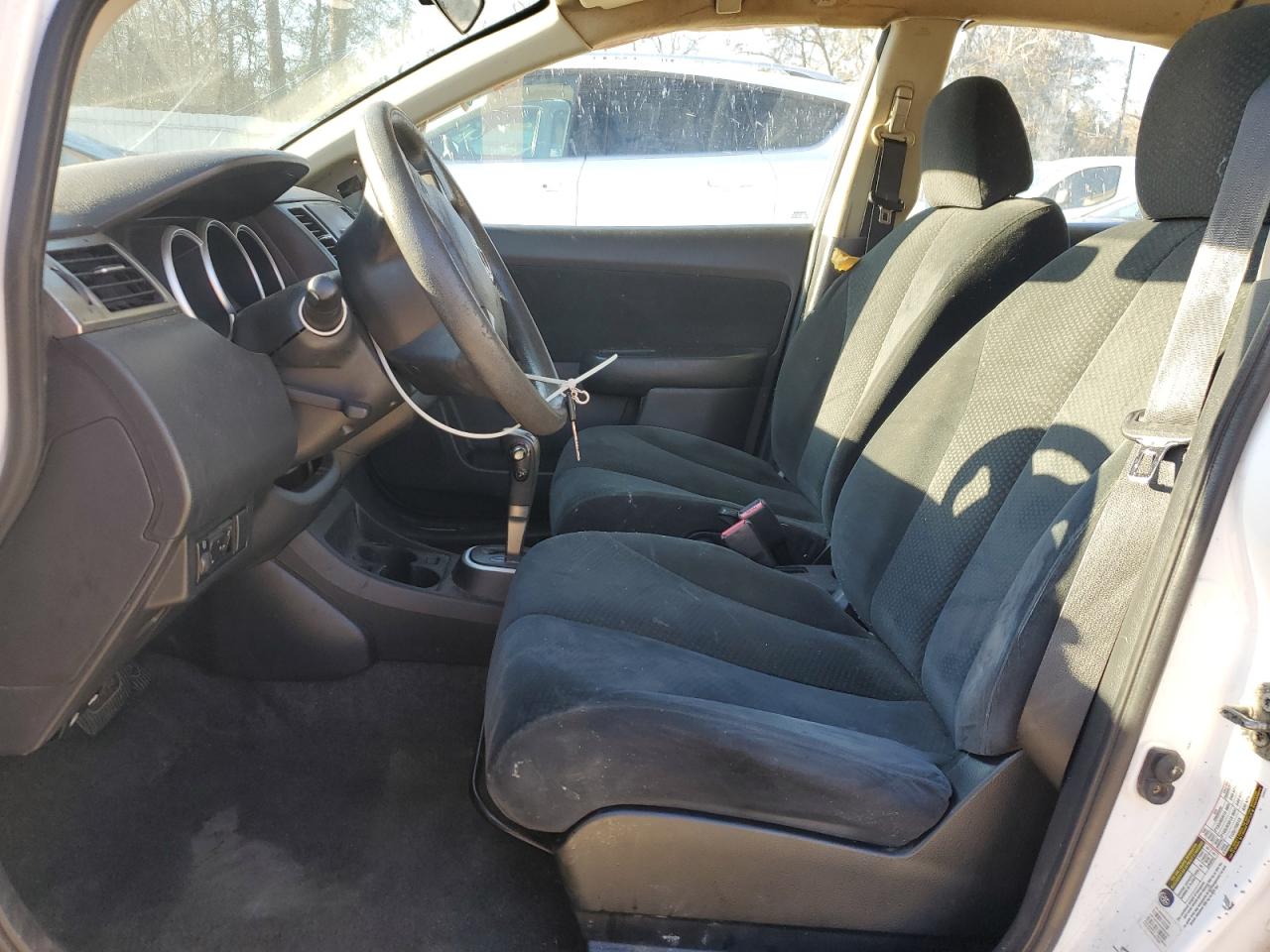 2011 Nissan Versa - Image 7
