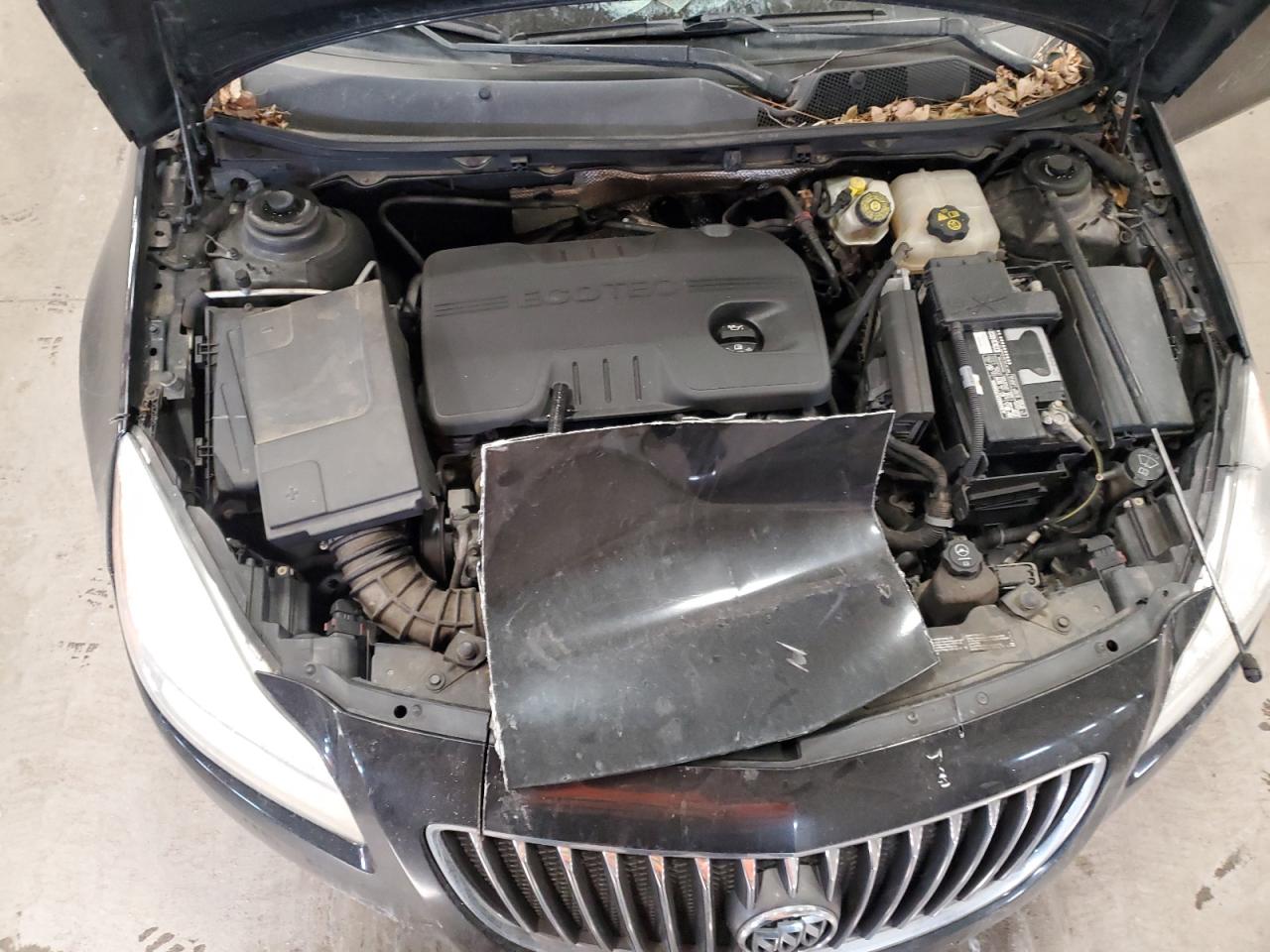 2011 Buick Regal - Image 13