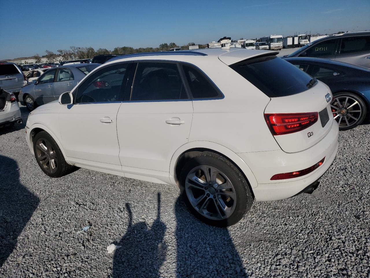 VIN WA1BFCFS9GR009829 2016 AUDI Q3 no.2