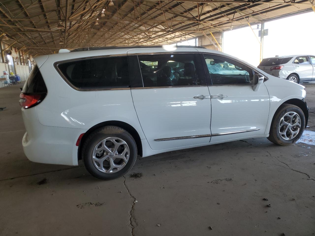 2021 Chrysler Pacifica - Image 3