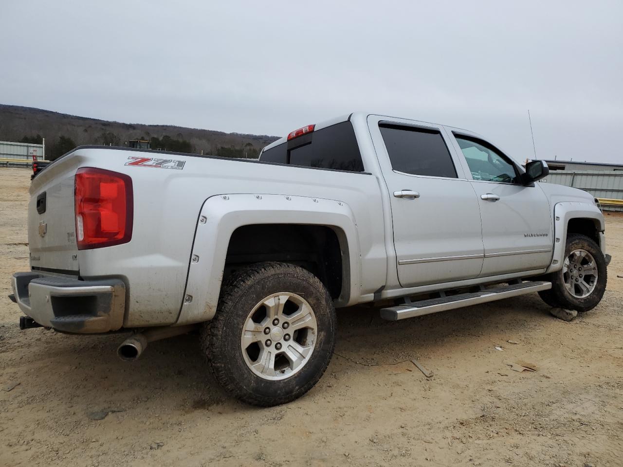 2016 Chevrolet Silverado - Image 3
