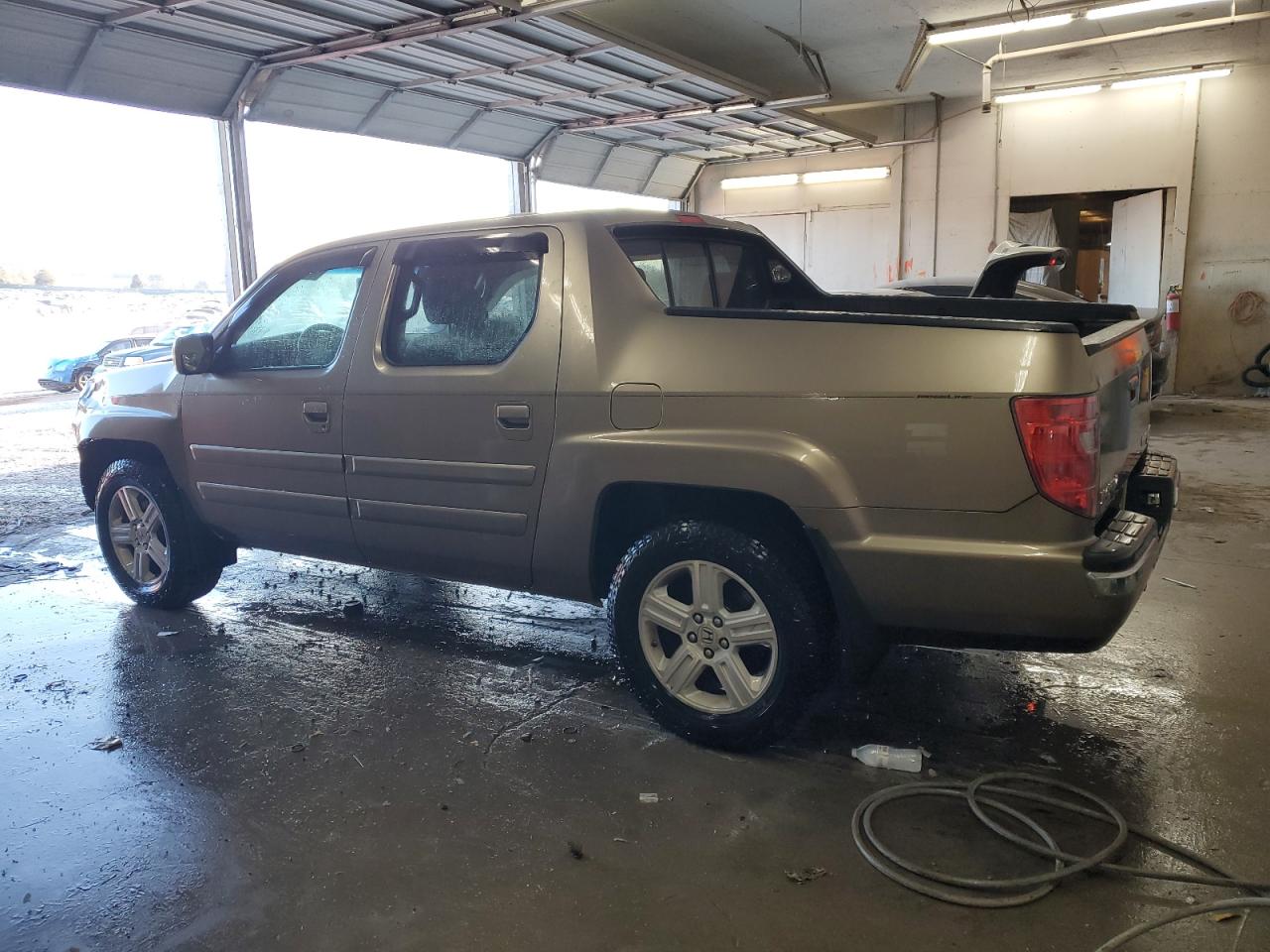 2010 Honda Ridgeline - Image 2
