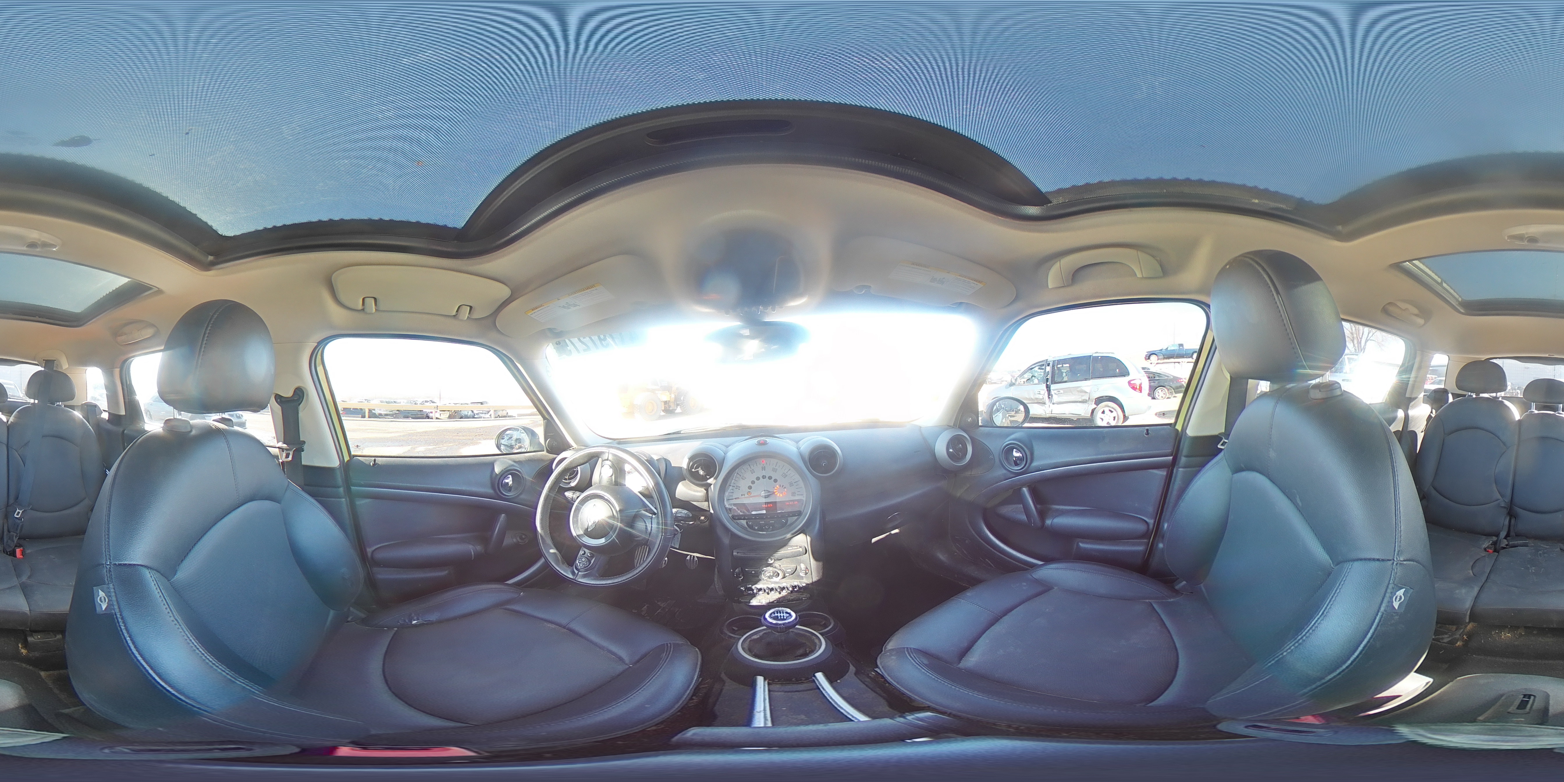 2012 MINI Cooper - Image 16