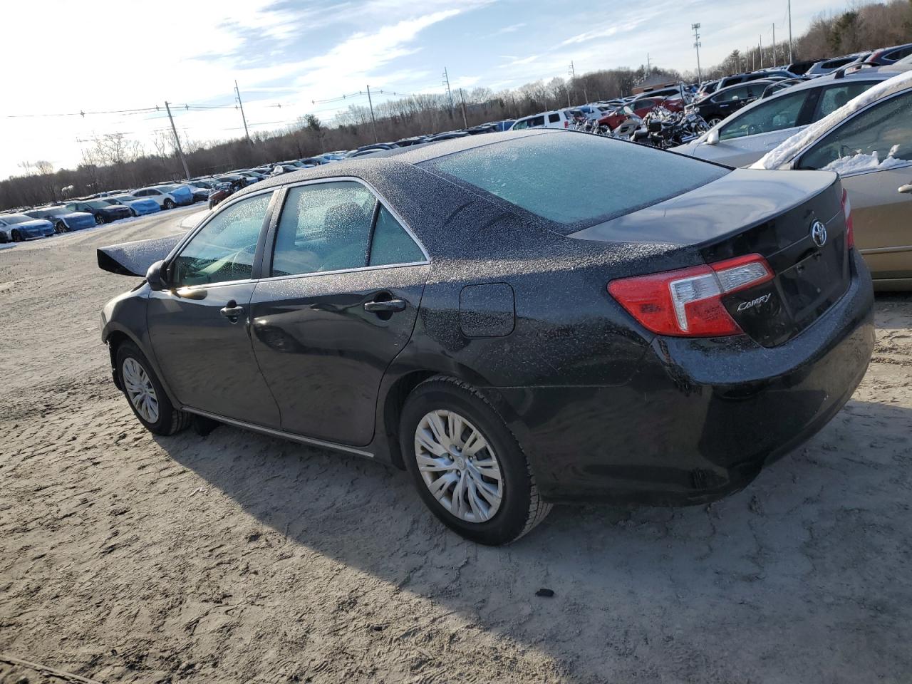 2014 Toyota Camry - Image 2
