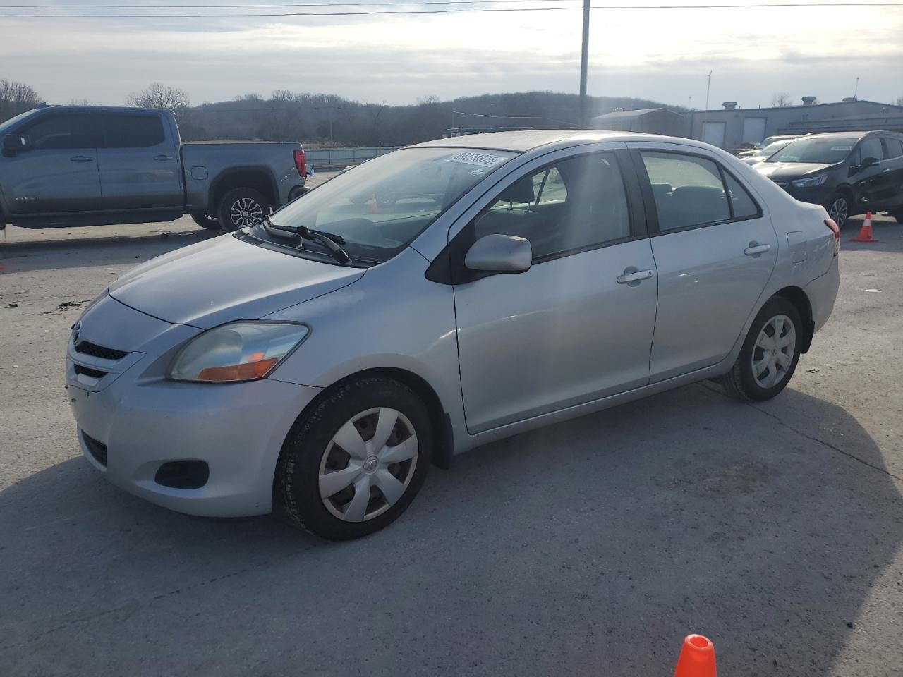 2008 Toyota Yaris - Image 1