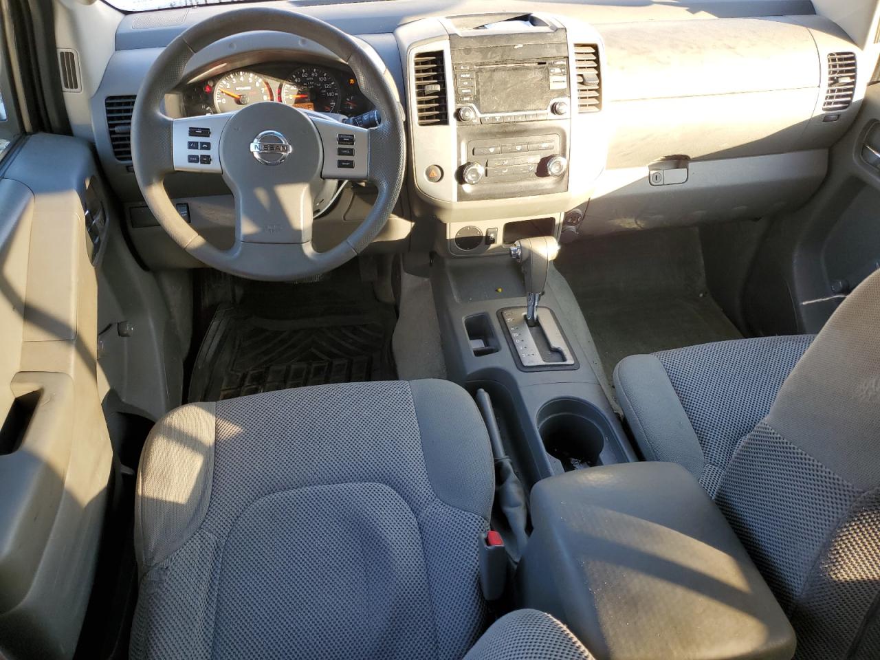 2017 Nissan Navara (Frontier) - Image 8