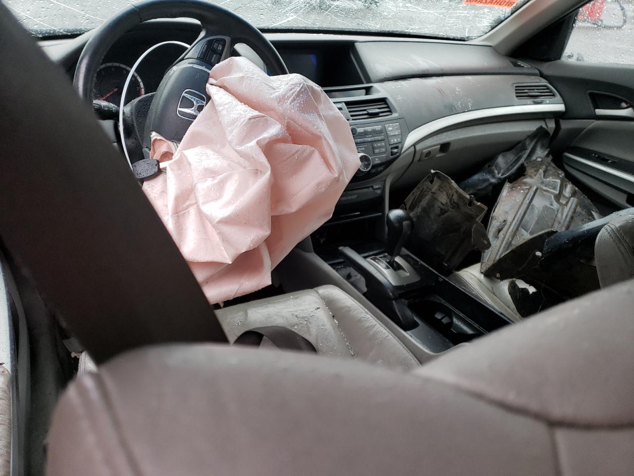 2010 Honda Accord - Image 8