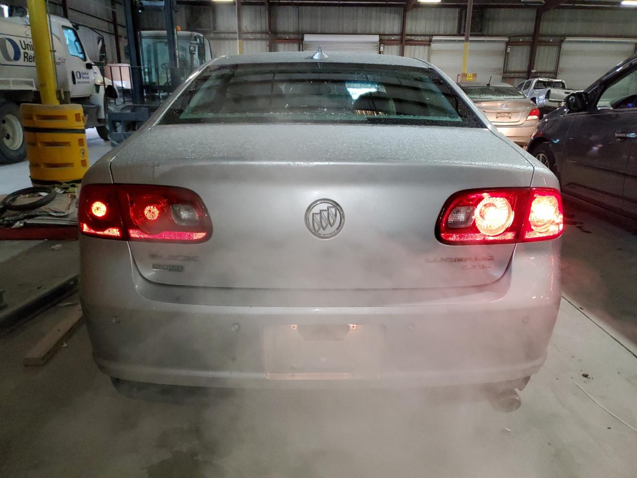 2011 Buick Lucerne - Image 6