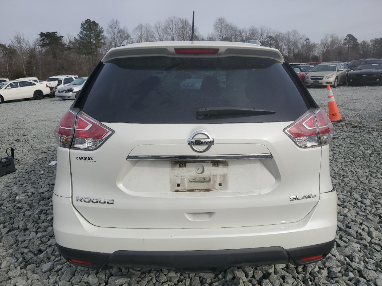 2015 Nissan Rogue - Image 6