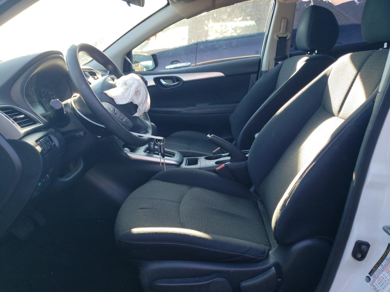 2016 Nissan Sentra - Image 7