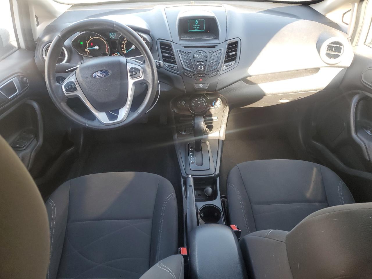 2015 Ford Fiesta - Image 8