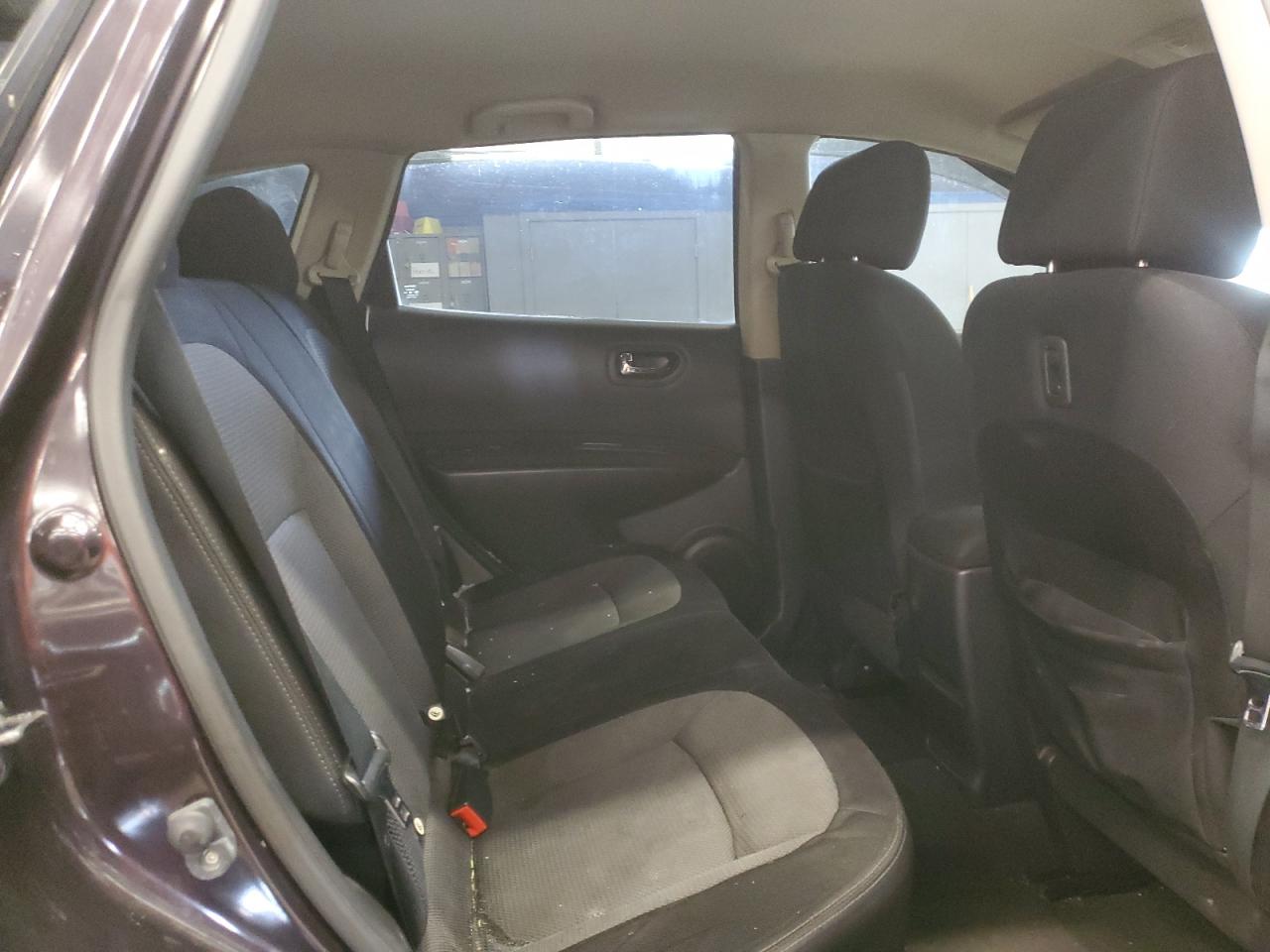 2012 Nissan Rogue - Image 11