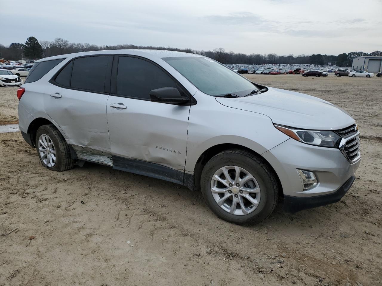 2020 Chevrolet Equinox - Image 4