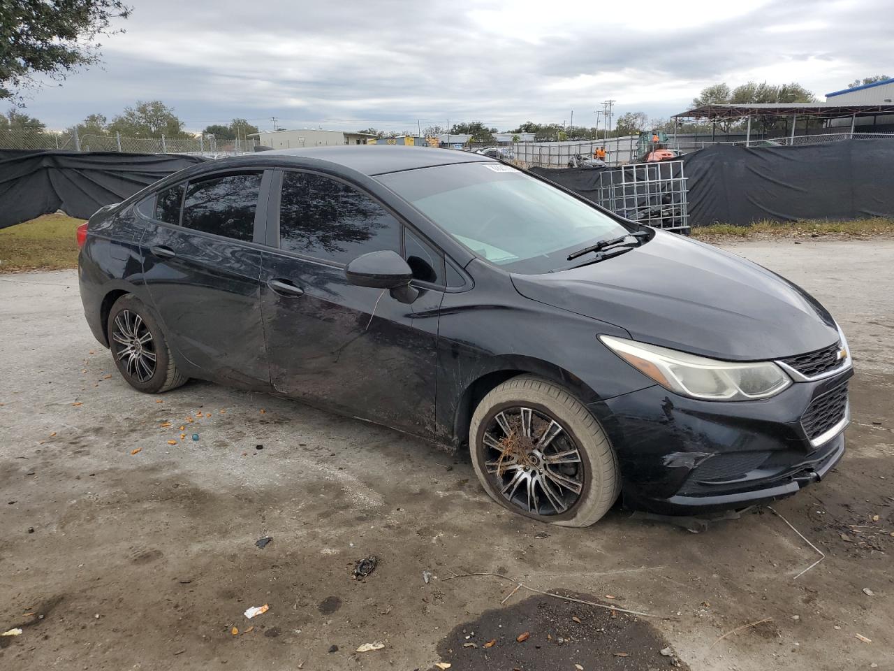 2016 Chevrolet Cruze - Image 4