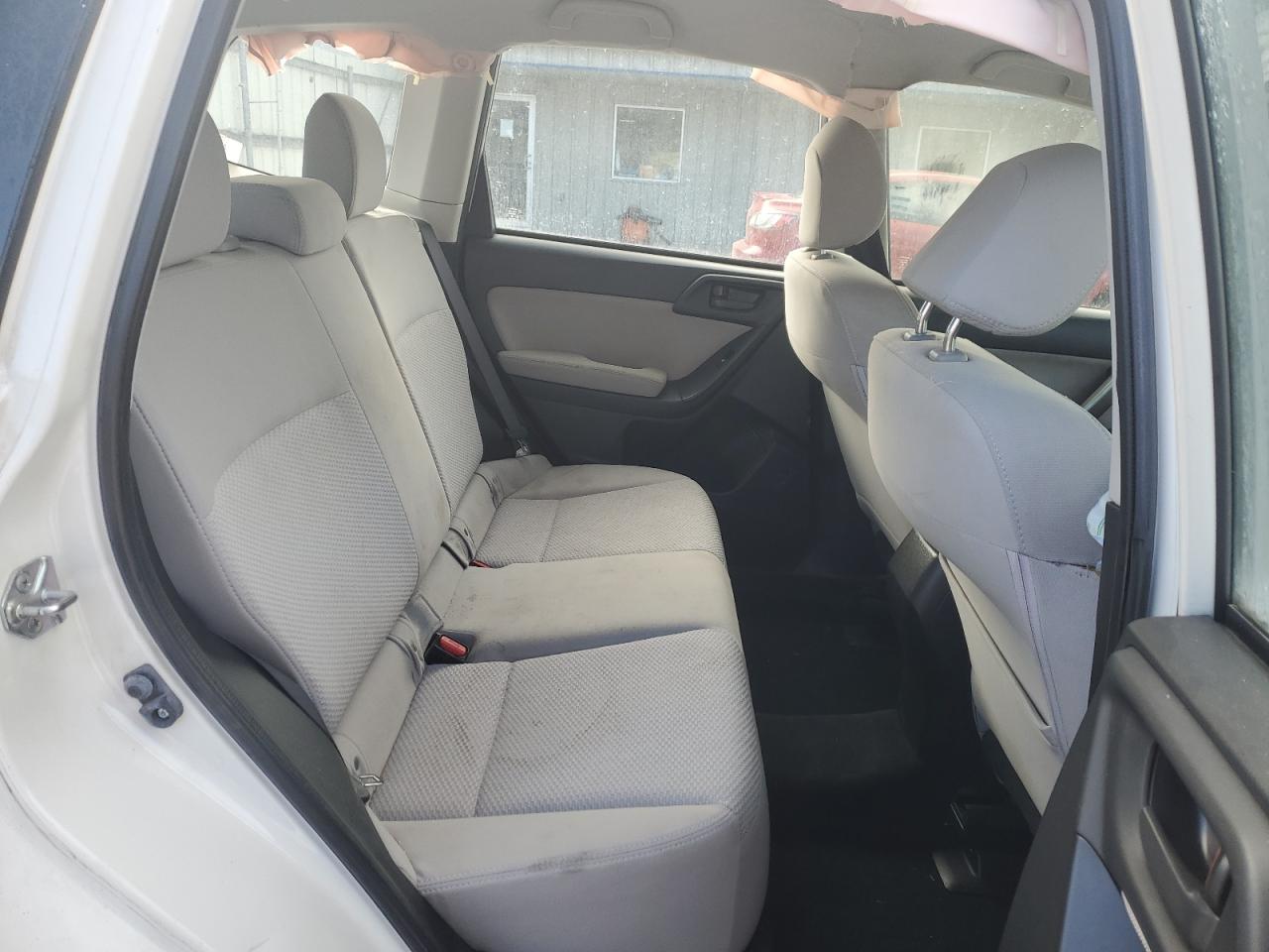 2015 Subaru Forester - Image 11